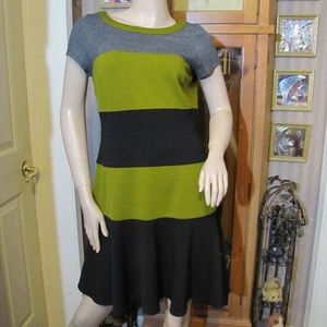 Julian Taylor New York Black & Green Dress 8